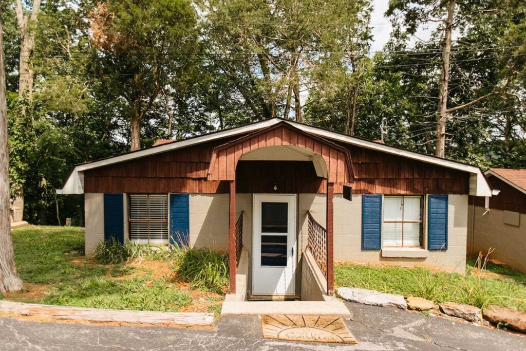 Cabin Bermuda at Cumberland Cove